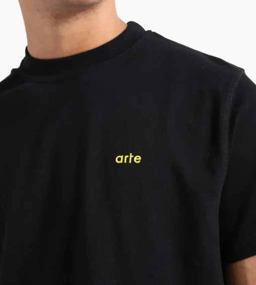 Arte Antwerp Taut Back Y Print T-Shirt Black