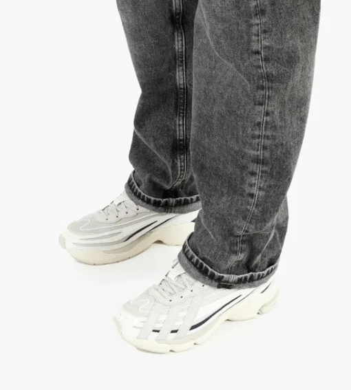 Calvin Klein 90S Straight Denim Grey