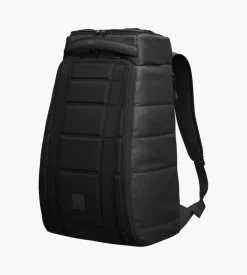 Db Journey Hugger 25L Backpack Black Out