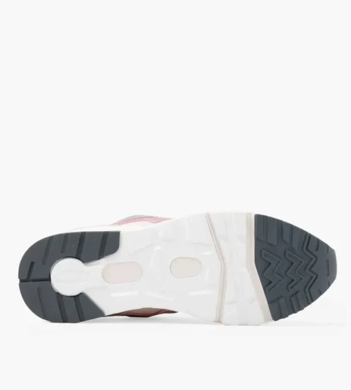 Karhu Aria 95 Rainy Day Foxglove