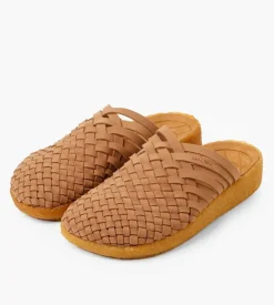 Malibu Colony Walnut Tan