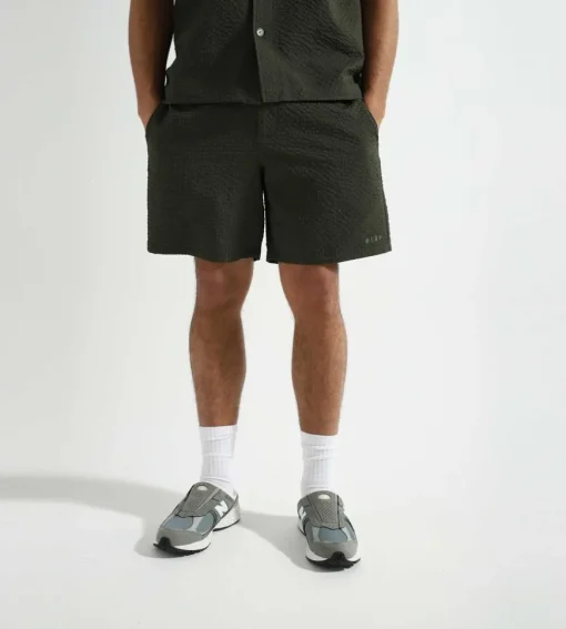 Olaf Seersucker Shorts Forest Green