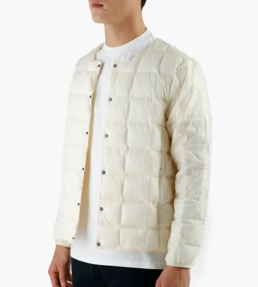 Taion Crew-Neck Button Down Jacket Off White