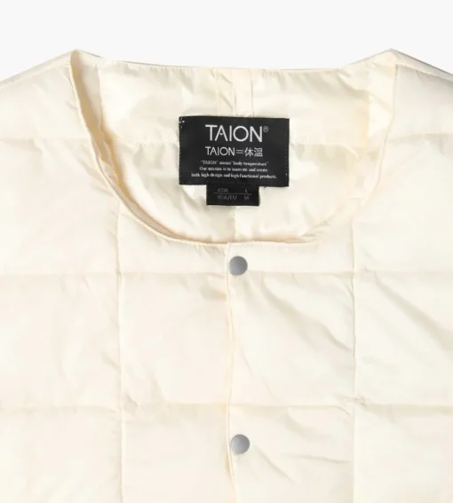 Taion Crew-Neck Button Down Jacket Off White