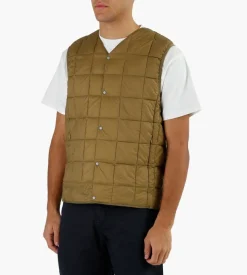Taion V Neck Button Down Vest Beige